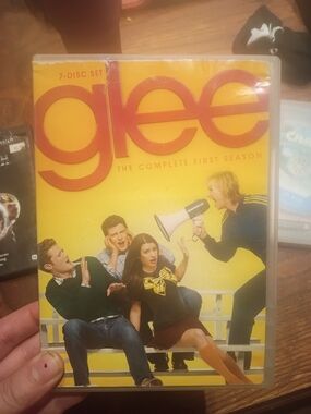 Fox Glee Complete First Season Yellow Red DVD Set